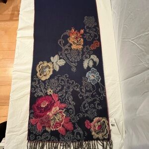 Floral Patterned Scarf - Multicolor